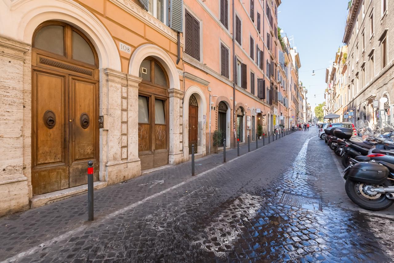 Monti Colosseum Apartment Рим Экстерьер фото