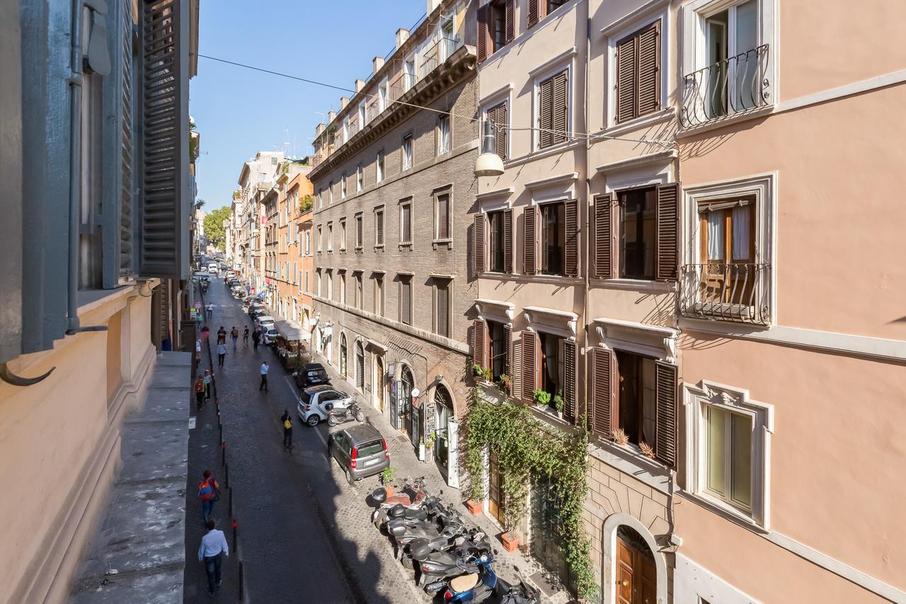 Monti Colosseum Apartment Рим Экстерьер фото